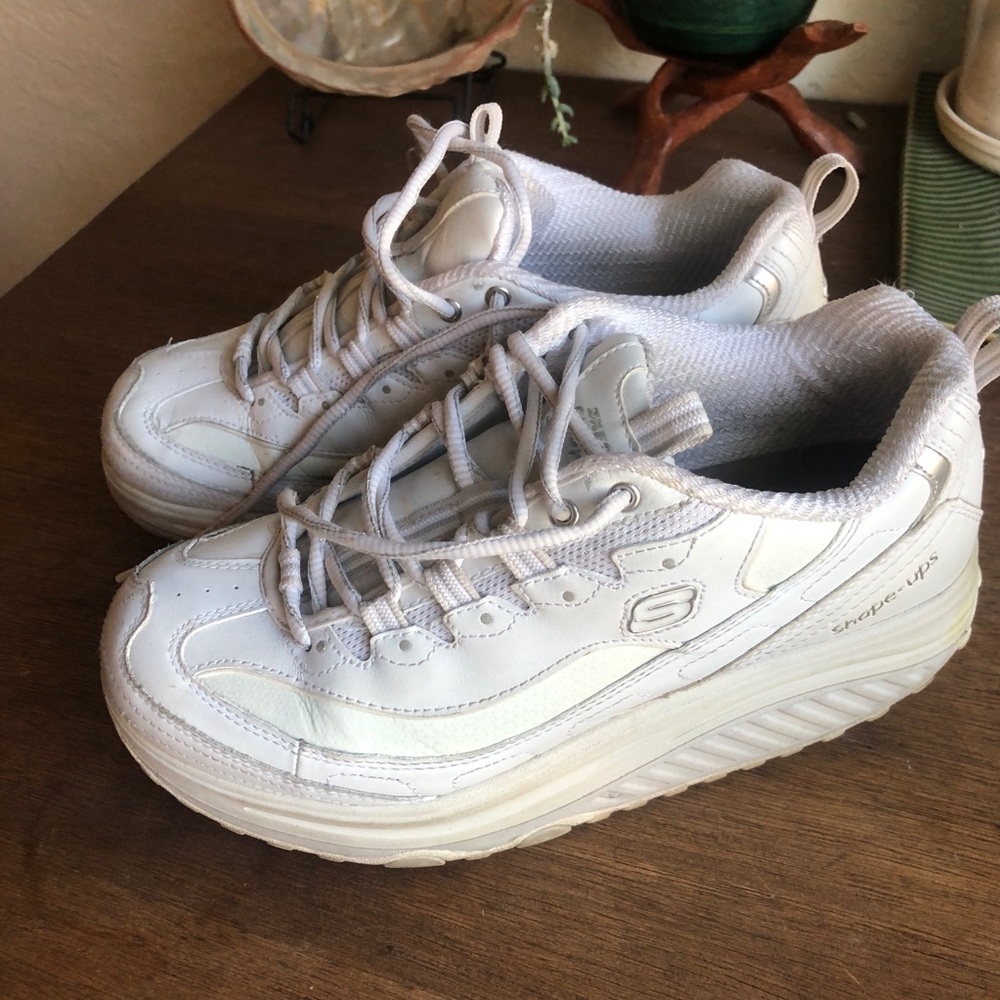 Sketchers Shape Ups Metabolize Sneakers Womens Size 8 White Walking Shoes